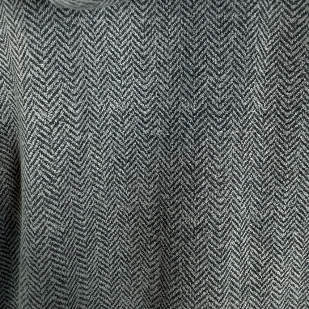 Abercrombie & Fitch Hoodie Women XS Gray Chevron Fleece Lined Relaxed Pullover - Picture 6 of 11